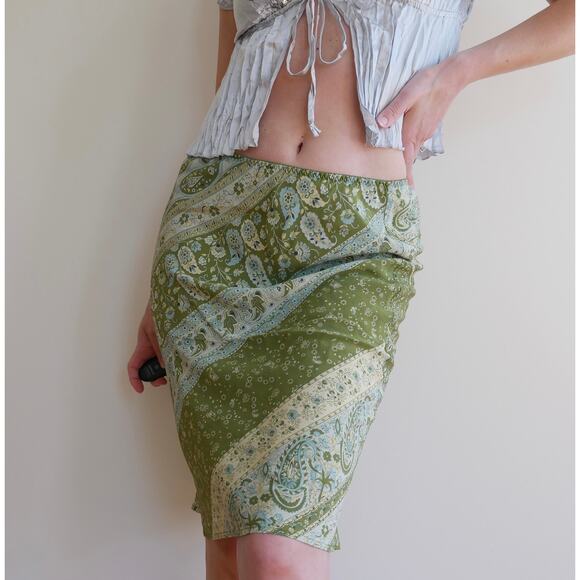 Vintage y2k silk skirt fairy whimsygoth low rise low waist green paisley small - Picture 3 of 9